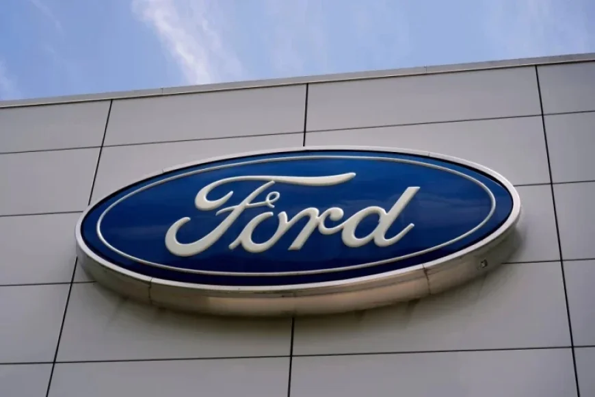 Ford Recalls 1.74 Million Cars for Rearview Display Problems