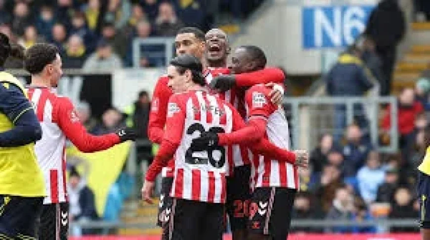 Port Vale v Sunderland: FA Cup fifth round – live updates