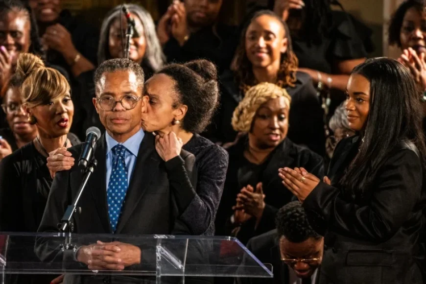 Jesse Jackson Jr steps into a family-led farewell as tributes for Rev. Jesse Jackson widen