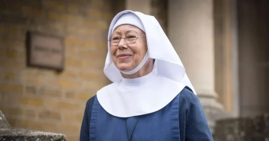 Somerset Call the Midwife star Jenny Agutter unrecognisable in throwback snap