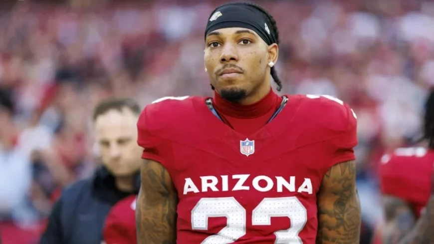 Cardinals Revise Contract with Sean Murphy-Bunting