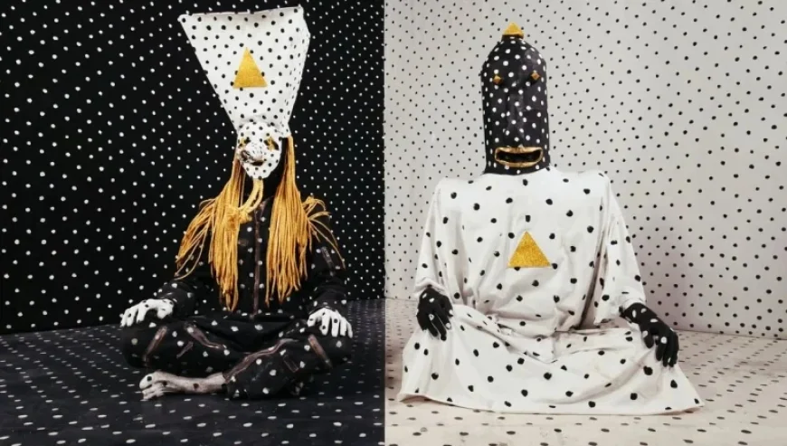 Angine De Poitrine as 2026 Unfolds: masked virality and a market in motion