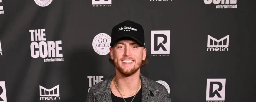 Bailey Zimmerman stuns Boston bar crowd after TD Garden show, picks up every tab