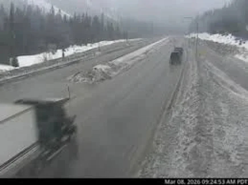 Coquihalla Highway reopens after multi-vehicle crashes as windstorm warning persists
