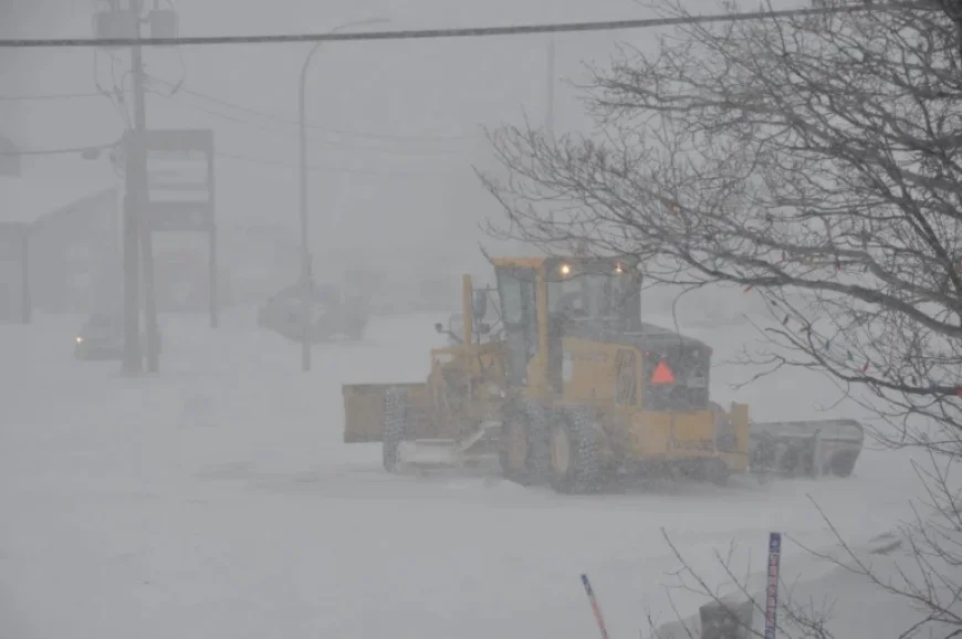 Environnement Canada Warning: 20–40 cm of Snow in 24 Hours — Coastal Regions Braced for High Winds