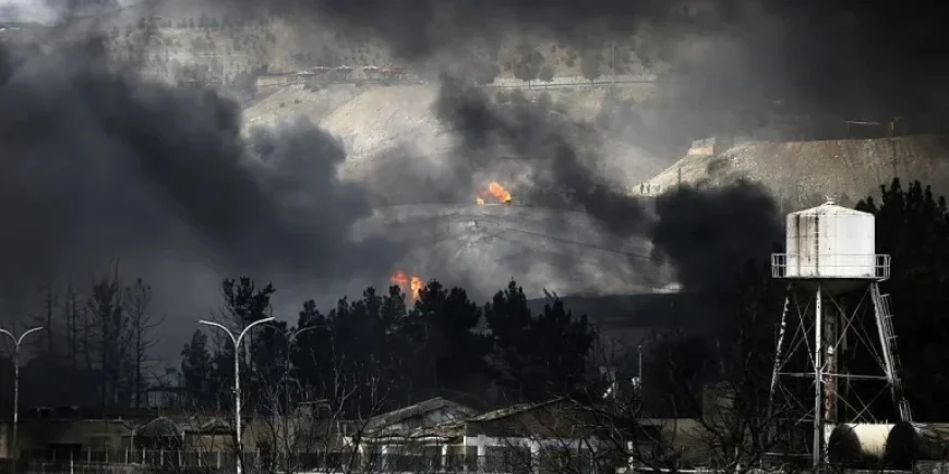 Stocks Tumble as Brent and US Crude Surpass $100 Per Barrel