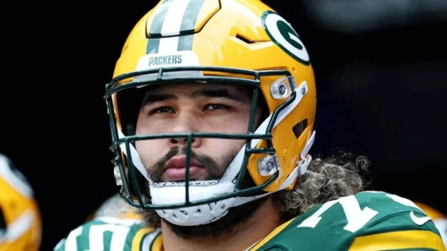 Elgton Jenkins as Packers extend Sean Rhyan in fast-moving offseason