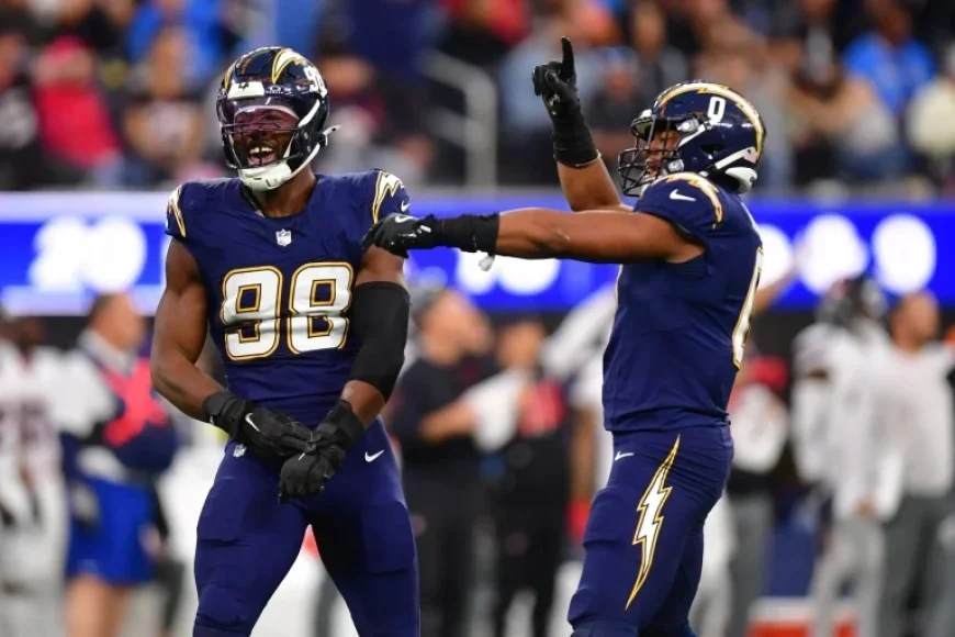 Boye Mafe signs with Bengals this offseason on three-year, $60 million deal