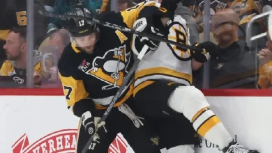 Tyreek Hill Reacts Predictably to Tua Tagovailoa’s New Team Announcement