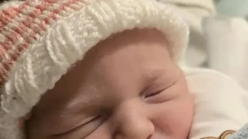 Matt Delivered His Baby Cleo Alone In The Hospital — Father forced to deliver newborn after midwife left in panic