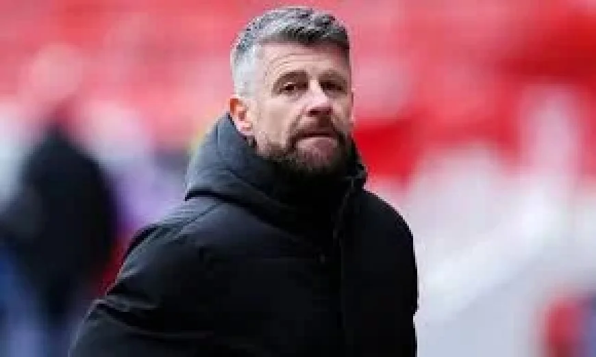 Aberdeen make move for St Mirren boss Stephen Robinson as internal crisis deepens