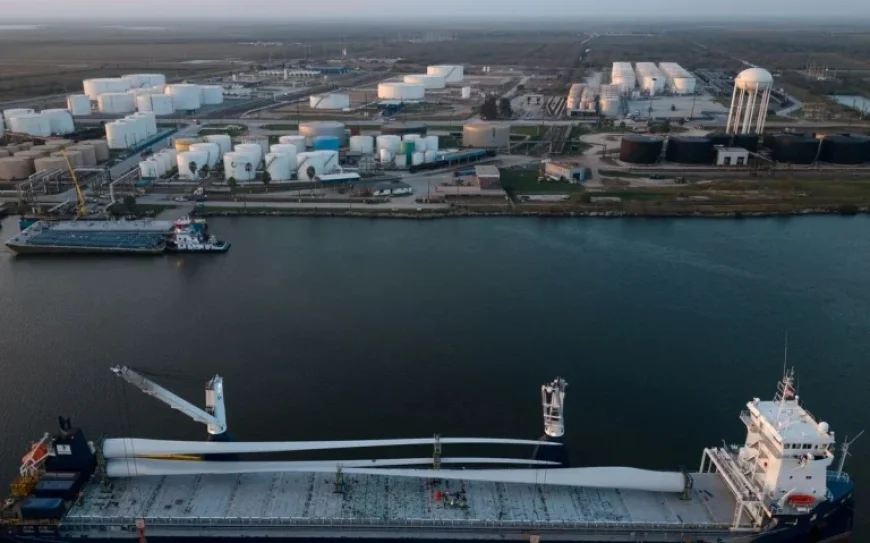 Trump Announces New Reliance-Backed Oil Refinery in Texas