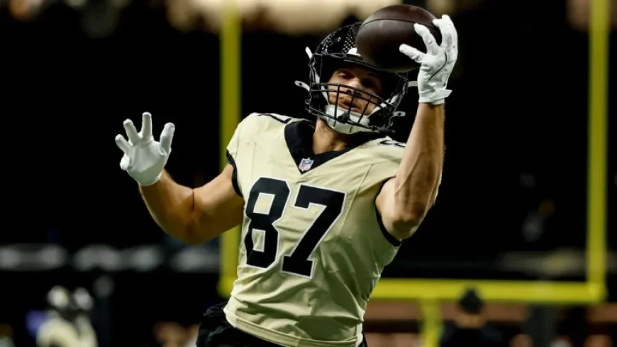 Foster Moreau and the Texans’ tight end move that says more than it shows