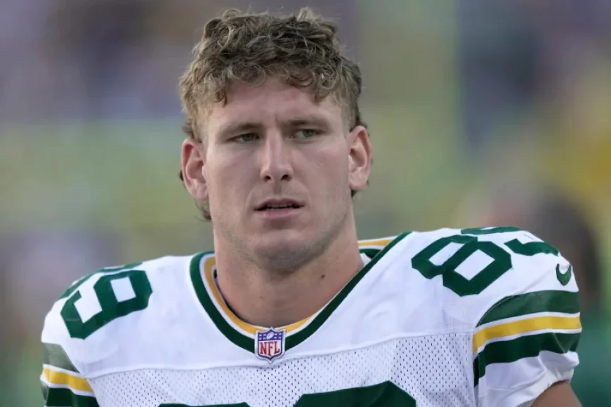 Ben Sims joins the Dolphins as Miami scrambles to patch a tight end need