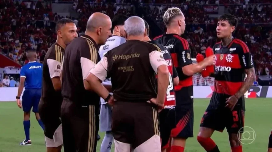 Flamengo Vs Cruzeiro: Cruzeiro Fans Mobilize Fake-Note Protest at Maracanã