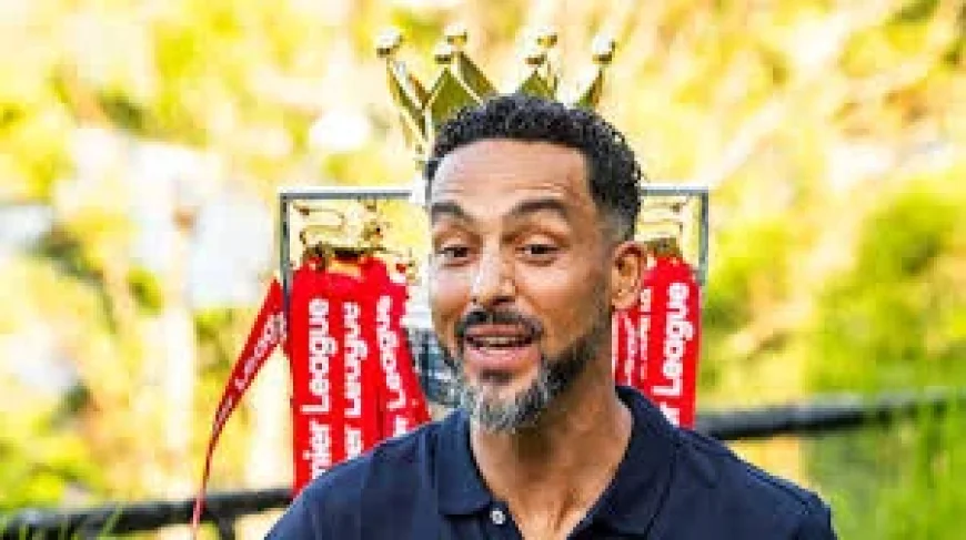 Theo Walcott kicks off Australian Premier League trophy tour as title race reaches a turning point