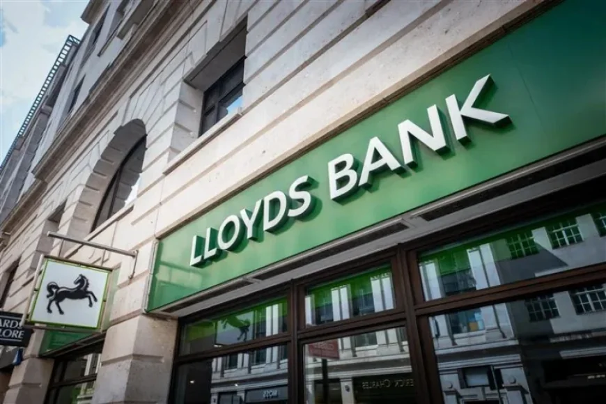 Lloyds app glitch exposes other customers’ transactions — what the bank says and what was visible