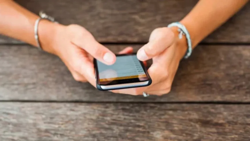 Conseil De La Radiodiffusion Et Des Télécommunications Canadiennes Ends Activation Fees — A Family’s Summer Switch