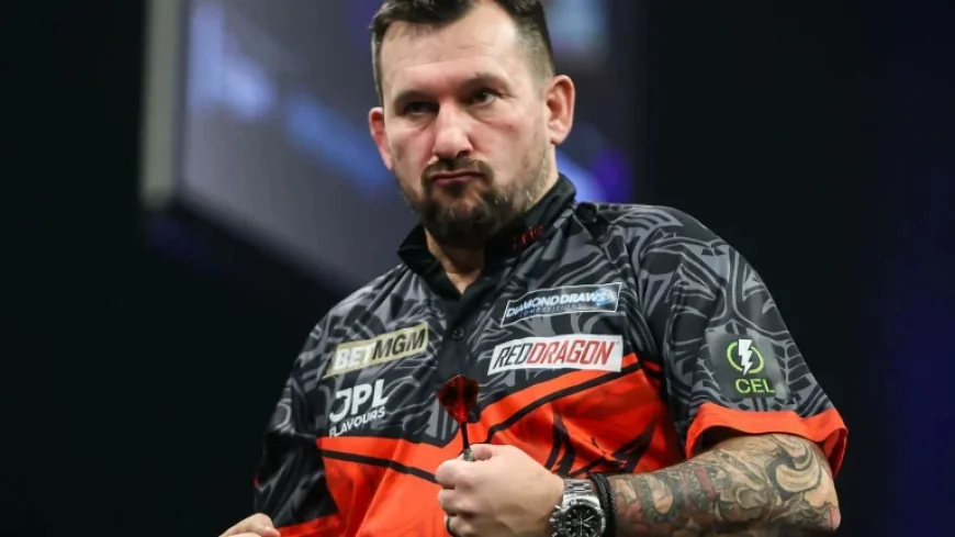 Premier League Darts Results: Clayton limps to Night Six win over Humphries in Nottingham