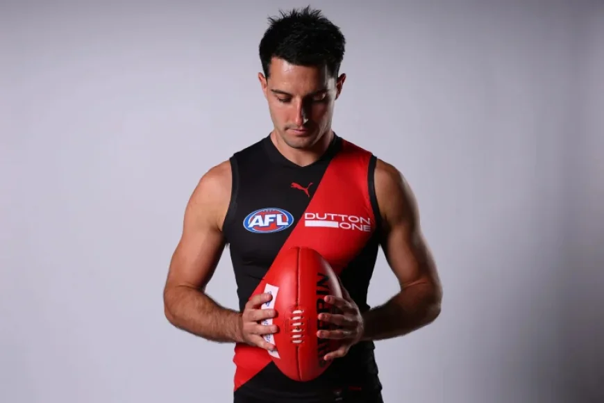 Essendon Vs Hawthorn: Fiorini’s debut and the human story behind a bumper MCG crowd