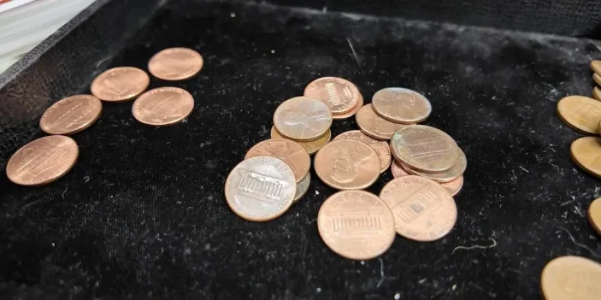 Gov. Hobbs Enacts Arizona Penny Rounding Law at Checkout
