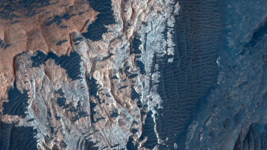 Scientists May Have Found a Completely New Mineral Hidden on Mars — What the Data Really Shows