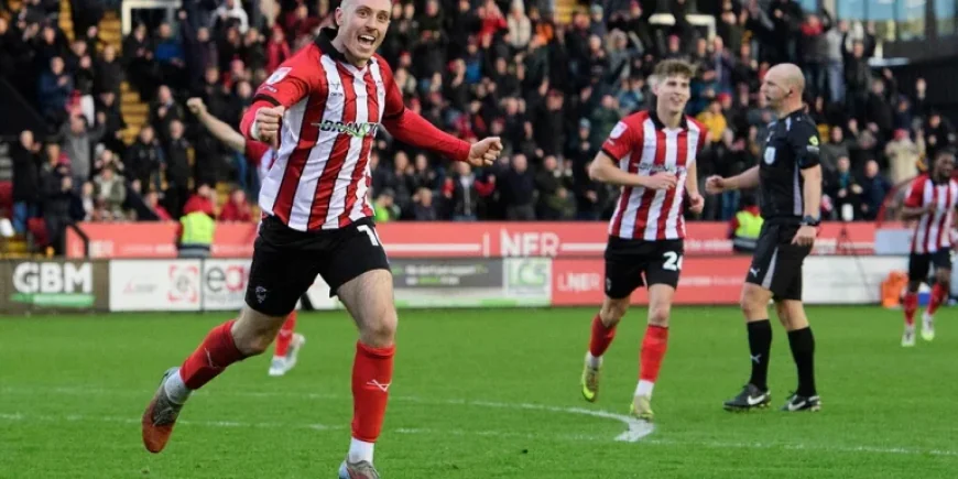 Lincoln City Vs Stockport: 19-Game Unbeaten Run Conceals a High-Stakes Fragility