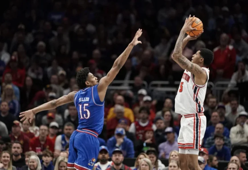 Tiller, Self Analyze Freshman’s Second-Half Bench Decision