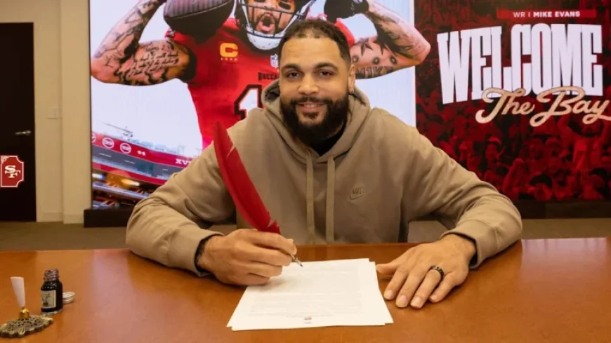 Mike Evans Explains His Decision to Join the 49ers
