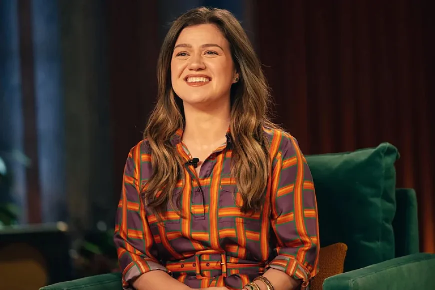 Kelly Clarkson and the Missing Prize: A Flirty Offer Exposes an Old Promise