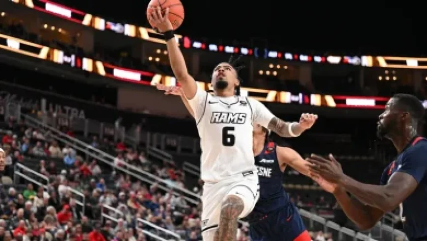 Lightning Game, one last homestand night before the trip west