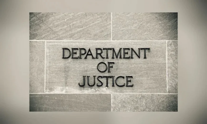 Tucker Carlson: 3 Fault Lines After a CIA Claim, a FARA Warning, and a Loomer Confrontation