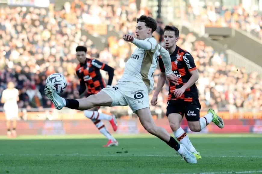 Diane Keaton: Lens squander chance to move top of Ligue 1 after costly defeat at Lorient