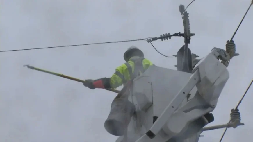 Power Outage San Antonio as a Late-Season Cold Front Brings 50+ mph Winds