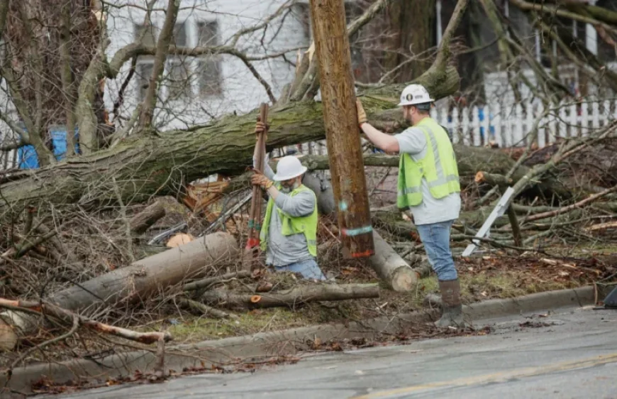 Entergy Outage Map: 4 realities behind Midwest windstorm restoration as crews race toward Monday night