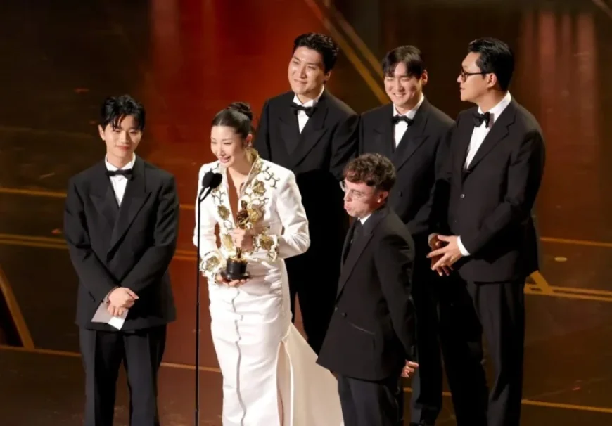 “KPop Demon Hunters’ ‘Golden’ Triumphs at Oscars, Speech Halted”