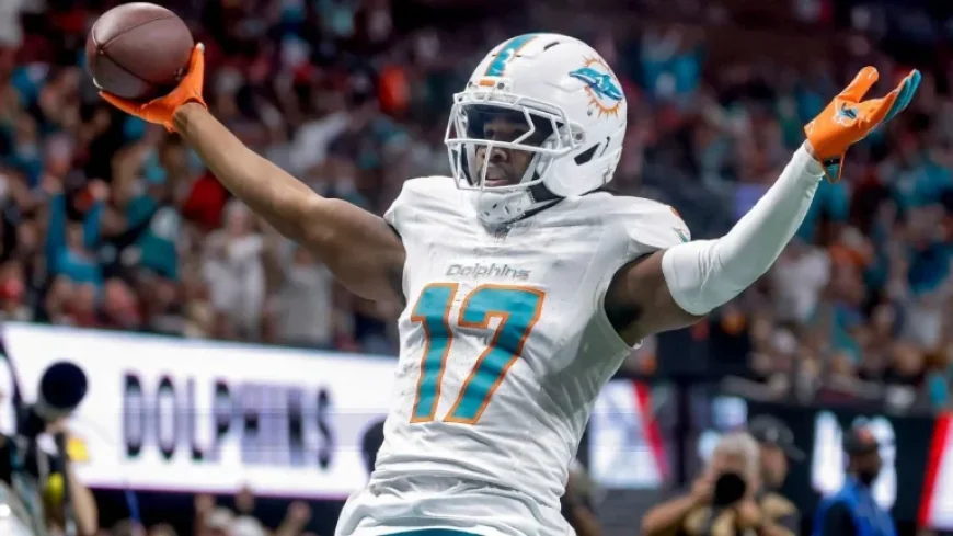 Broncos Acquire Jaylen Waddle from Dolphins in Draft Pick Trade