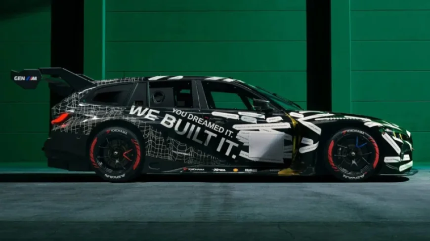 BMW Engineers Race M3 Wagon at Nürburgring 24-Hour Challenge