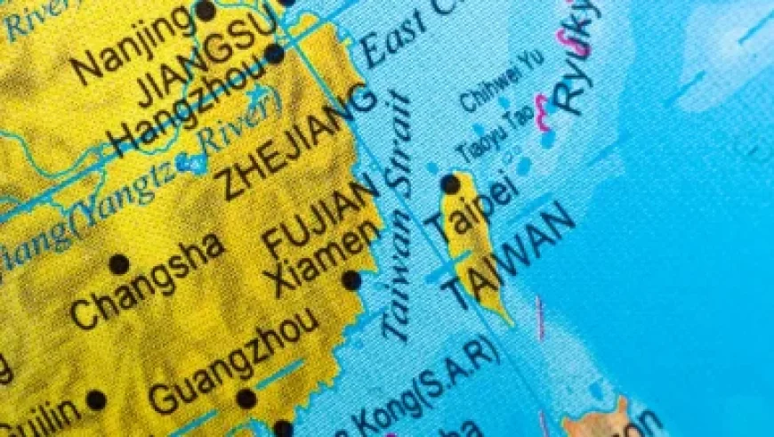 Viral Doorbell Video Earns 78-Year-Old DoorDash Driver Huge Tip from Thousands