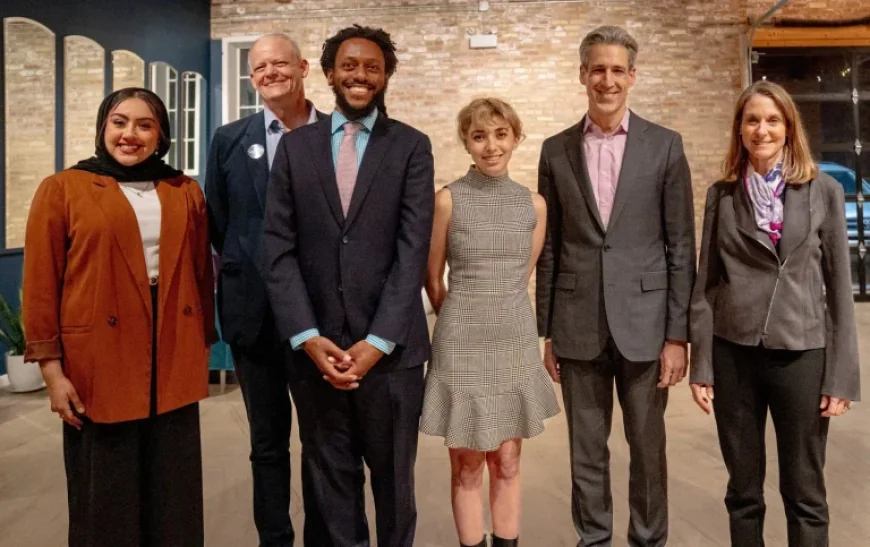 Kat Abughazaleh Narrows the Gap: New Poll Raises Stakes in 9th District Primary