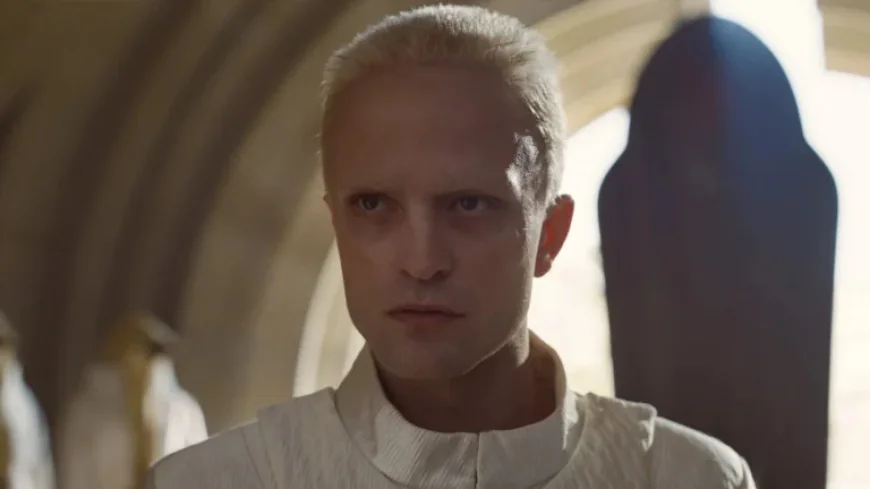 Zendaya and Robert Pattinson Unveil Exciting New Trailer