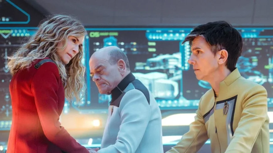 Paul Giamatti and Tatiana Maslany Depart from Series