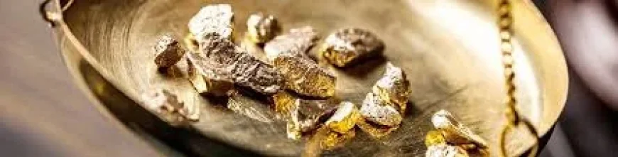 Fomc Watch: Middle East Flare Sends Gold Below $4,900 as Oil Tops $100