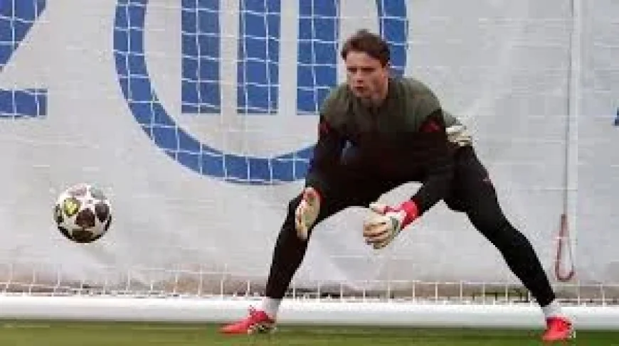 Jonas Urbig clearance exposes Bayern’s goalkeeper squeeze ahead of Bergamo test