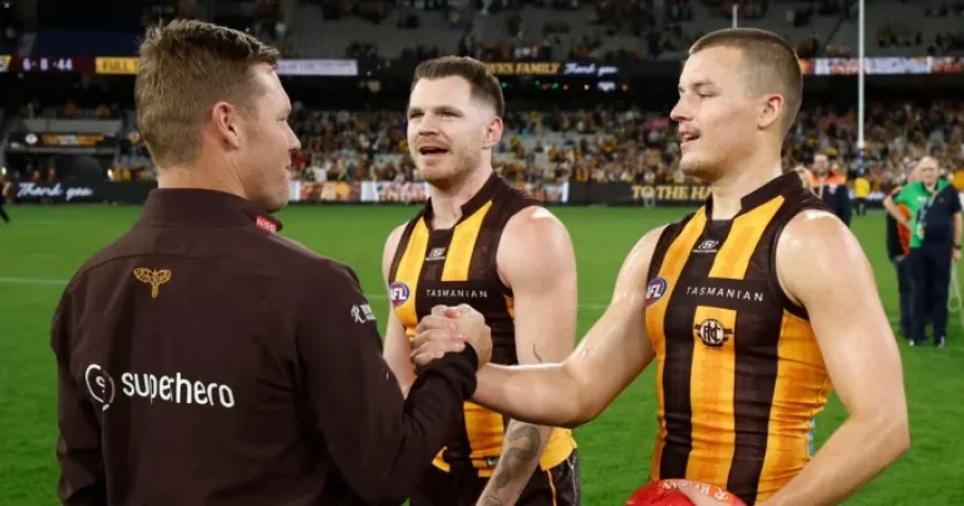 Coach Steps In After Jack Ginnivan Podcast Comments — 3 Reasons the Hawks Tightened the Leash