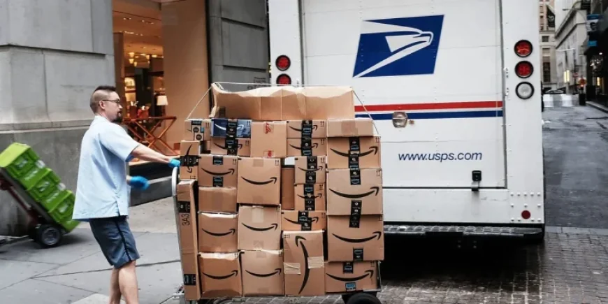 USPS Backs Out of Amazon Deal Talks at Last Minute