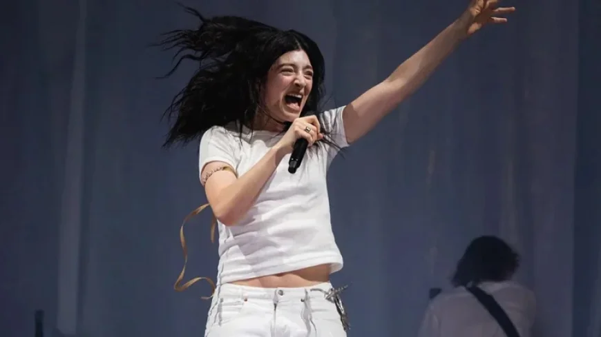 Lorde Embraces Independence as Universal Contract Concludes