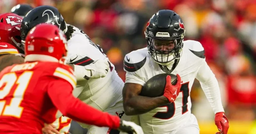 Eagles Finalize Deal with Running Back Dameon Pierce