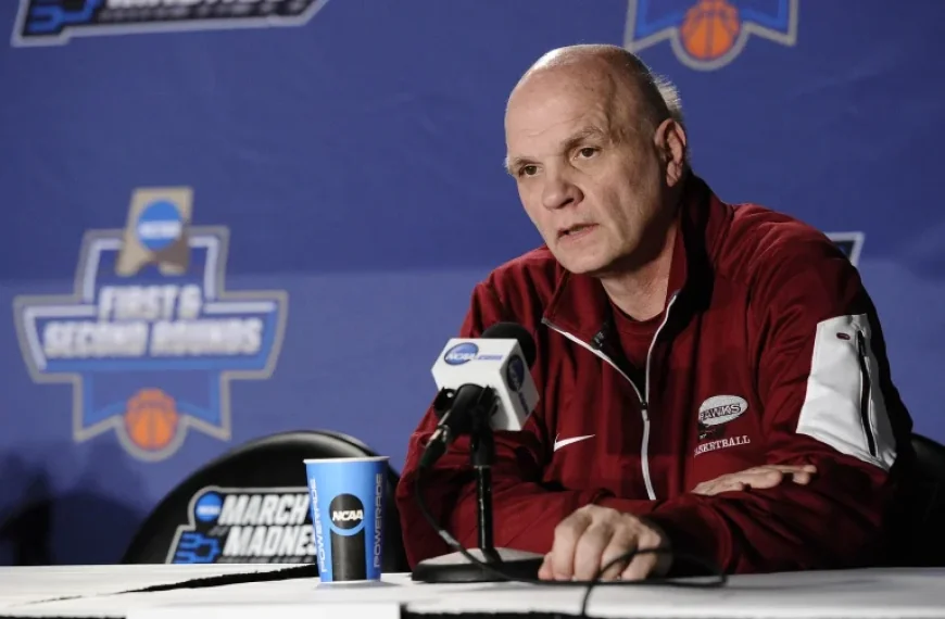 Phil Martelli moment resurfaces: 10-year anniversary of the Spokane exchange