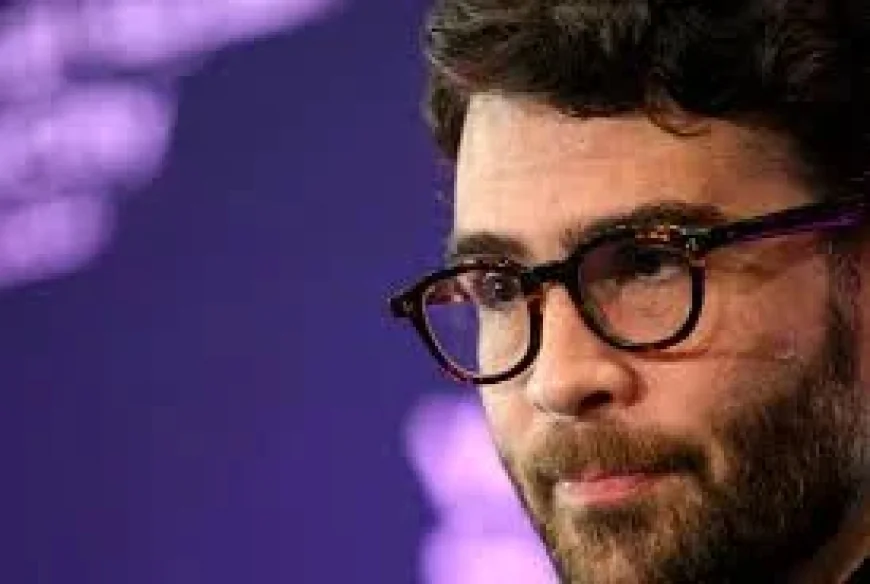 Piker and the New Gatekeepers: 3 Tensions Shaping Democrats’ Relationship With Online Politics